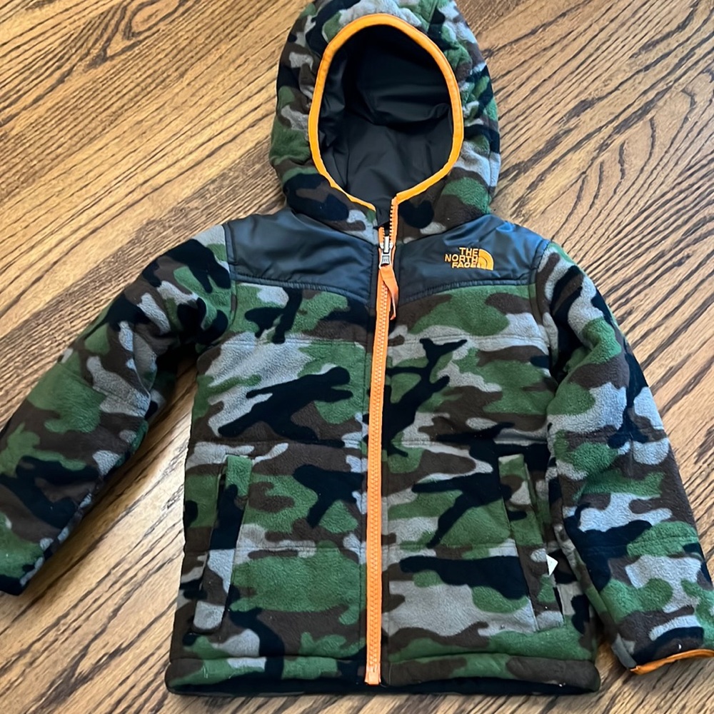3T The North Face reversible toddler coat jacket taupe camo